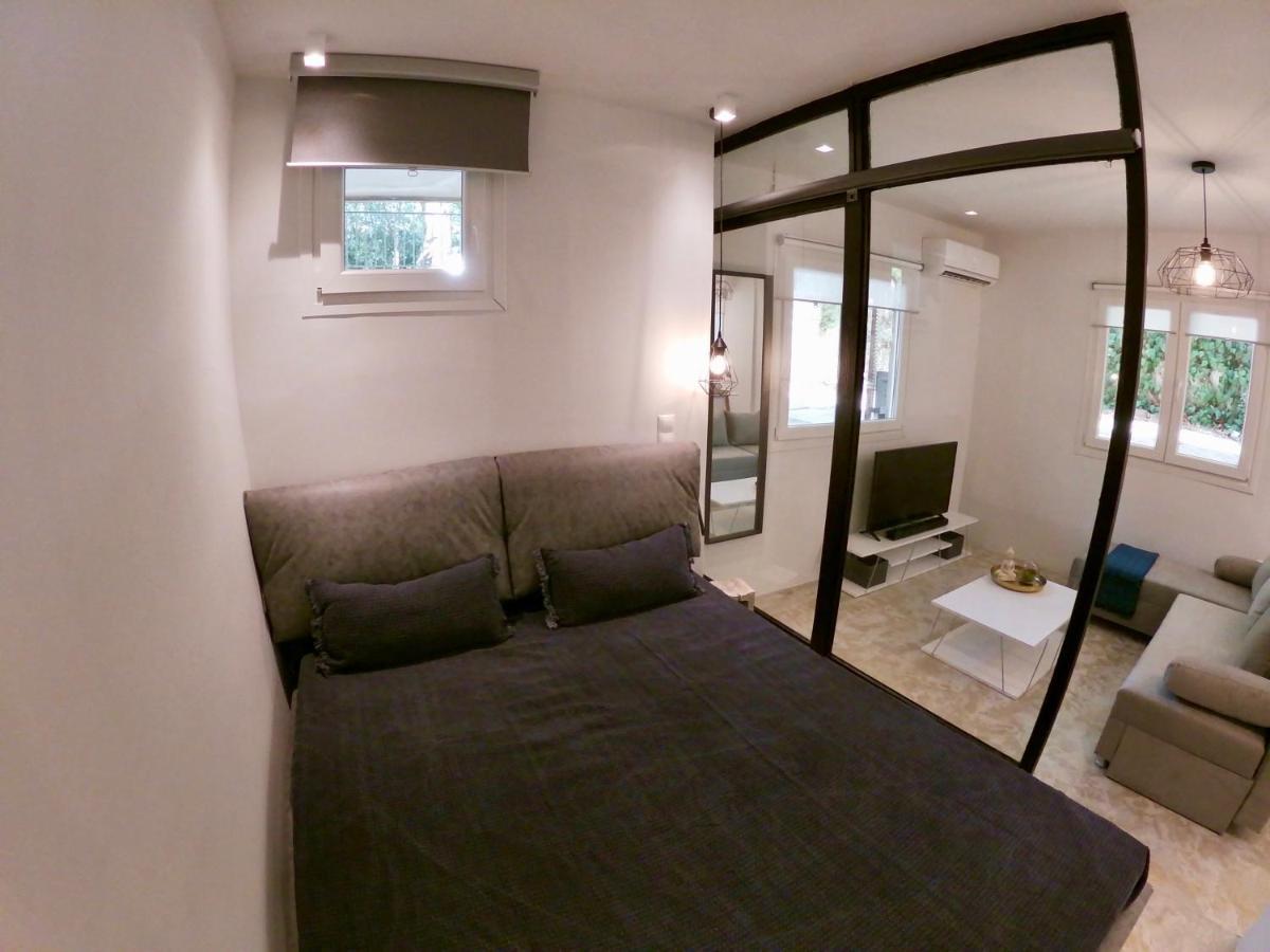 Renovated Apartment In Kifissia Center Near Metro G25 Athena Bagian luar foto